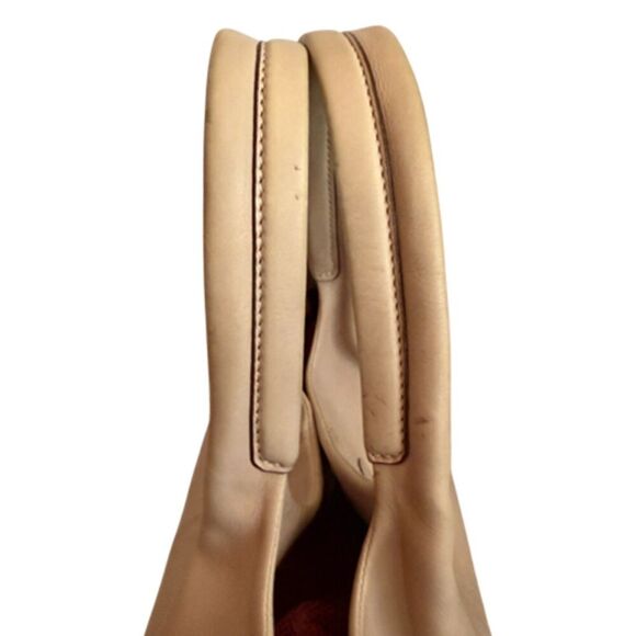 Tod's CS24 Beige Tote Bag - Picture 7 of 16